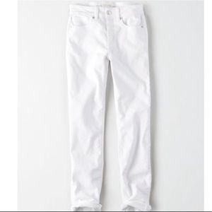 White Tomgirl stretch EA jeans